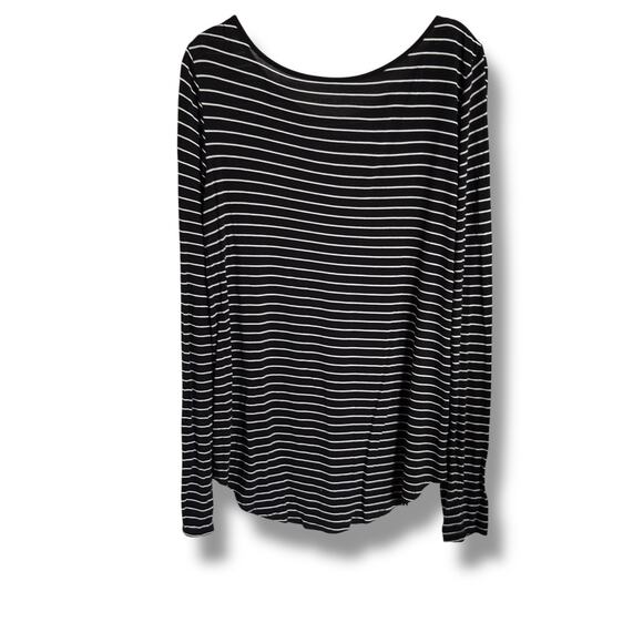 5/$35 Joe Fresh Womens Long Sleeve Black White Striped Knit Top Size Small - Picture 5 of 8